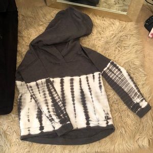 Billabong small sweatshirt